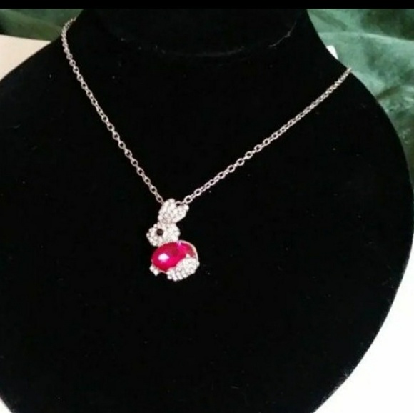 Rhinestone Rabbit Necklace - Picture 1 of 2